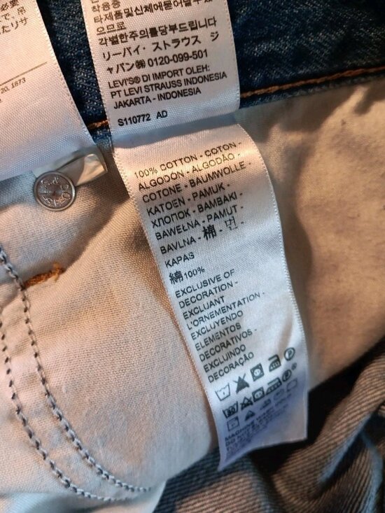 Levis Shorts High Waisted Mom Jean Womens Plus 22W Blue Medium Wash 100% Cotton - Picture 7 of 8